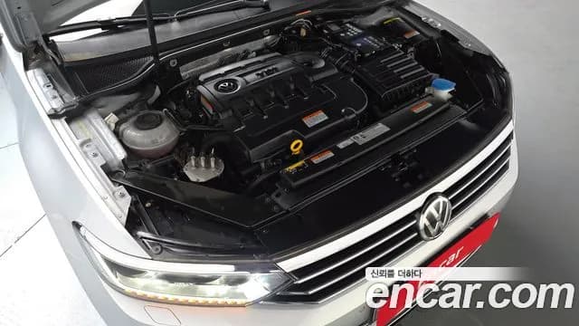 2018 Volkswagen Passat GT (B8) 2.0 TDI Prestige Sold VIN WVWZZZ3CZJE126405 – interior seats 2018 Volkswagen Passat GT (B8) 2.0 TDI Prestige Sold VIN WVWZZZ3CZJE126405 – interior seats