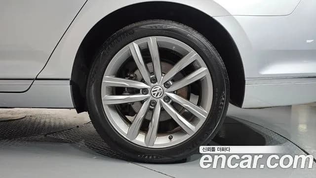 2018 Volkswagen Passat GT (B8) 2.0 TDI Prestige Sold VIN WVWZZZ3CZJE126405 – photo 29 2018 Volkswagen Passat GT (B8) 2.0 TDI Prestige Sold VIN WVWZZZ3CZJE126405 – photo 29