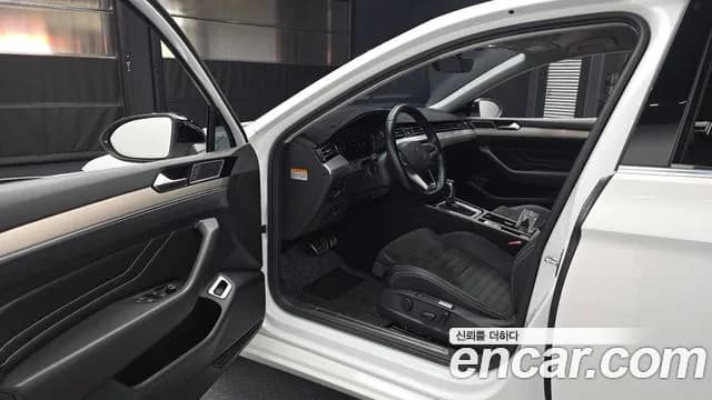 2022 Volkswagen Passat GT (B8) 2.0 TDI Premium Sold VIN WVWZZZ3CZNE020322 – dashboard 2022 Volkswagen Passat GT (B8) 2.0 TDI Premium Sold VIN WVWZZZ3CZNE020322 – dashboard