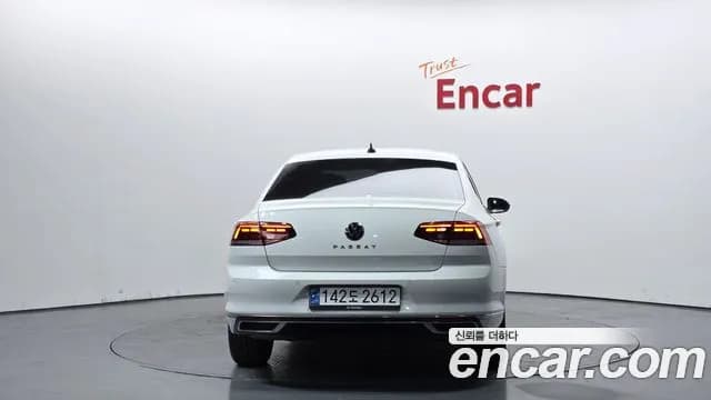 2022 Volkswagen Passat GT (B8) 2.0 TDI Premium Sold VIN WVWZZZ3CZNE023804 – trunk area 2022 Volkswagen Passat GT (B8) 2.0 TDI Premium Sold VIN WVWZZZ3CZNE023804 – trunk area