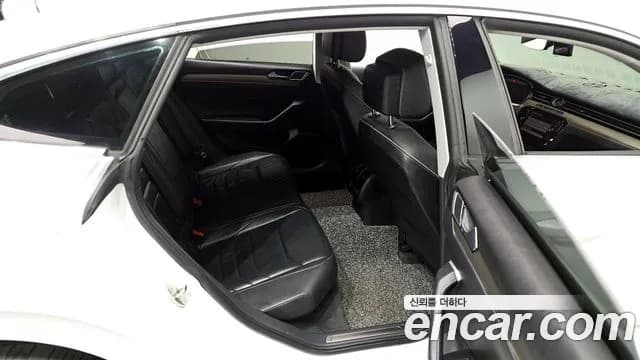 2019 Volkswagen Arteon 2.0 TDI Prestige Sold VIN WVWZZZ3HZKE009174 – engine bay 2019 Volkswagen Arteon 2.0 TDI Prestige Sold VIN WVWZZZ3HZKE009174 – engine bay