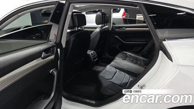 2019 Volkswagen Arteon 2.0 TDI Premium Sold VIN WVWZZZ3HZKE011397 – front exterior 2019 Volkswagen Arteon 2.0 TDI Premium Sold VIN WVWZZZ3HZKE011397 – front exterior