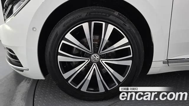 2019 Volkswagen Arteon 2.0 TDI Premium Sold VIN WVWZZZ3HZKE011397 – interior seats 2019 Volkswagen Arteon 2.0 TDI Premium Sold VIN WVWZZZ3HZKE011397 – interior seats