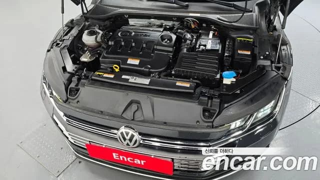 2019 Volkswagen Arteon 2.0 TDI Prestige Sold VIN WVWZZZ3HZKE016904 – engine bay 2019 Volkswagen Arteon 2.0 TDI Prestige Sold VIN WVWZZZ3HZKE016904 – engine bay