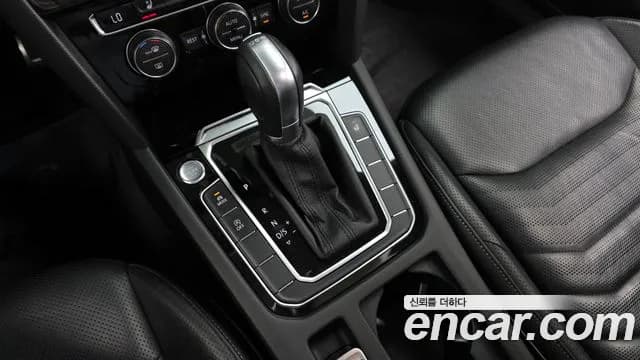 2019 Volkswagen Arteon 2.0 TDI Prestige Sold VIN WVWZZZ3HZKE017270 – photo 16 2019 Volkswagen Arteon 2.0 TDI Prestige Sold VIN WVWZZZ3HZKE017270 – photo 16