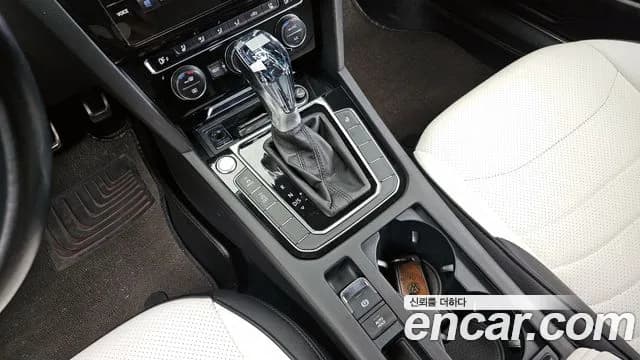 2019 Volkswagen Arteon 2.0 TDI Prestige Sold VIN WVWZZZ3HZKE018914 – photo 19 2019 Volkswagen Arteon 2.0 TDI Prestige Sold VIN WVWZZZ3HZKE018914 – photo 19