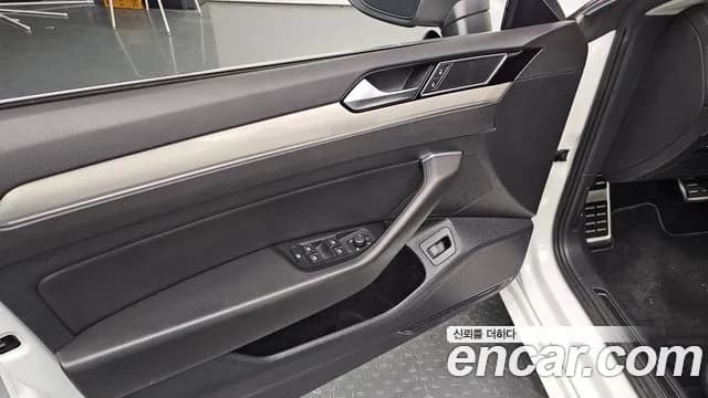 2019 Volkswagen Arteon 2.0 TDI Premium Sold VIN WVWZZZ3HZKE019025 – photo 13 2019 Volkswagen Arteon 2.0 TDI Premium Sold VIN WVWZZZ3HZKE019025 – photo 13