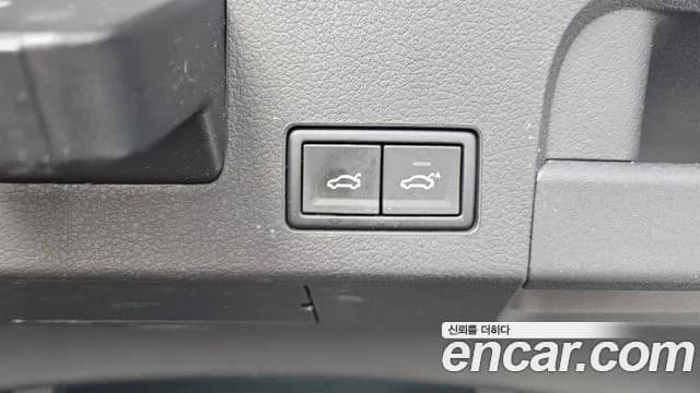 2020 Volkswagen Arteon 2.0 TDI Prestige Sold VIN WVWZZZ3HZLE016631 – exterior detail 2020 Volkswagen Arteon 2.0 TDI Prestige Sold VIN WVWZZZ3HZLE016631 – exterior detail