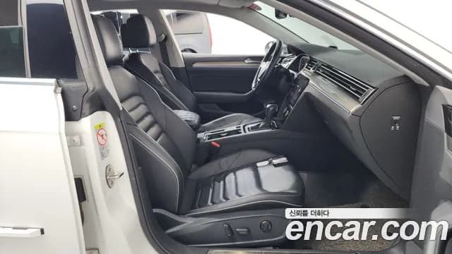 2020 Volkswagen Arteon 2.0 TDI Prestige Sold VIN WVWZZZ3HZLE020013 – exterior detail 2020 Volkswagen Arteon 2.0 TDI Prestige Sold VIN WVWZZZ3HZLE020013 – exterior detail