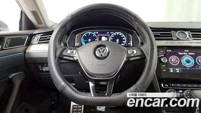 2020 Volkswagen Arteon 2.0 TDI Prestige Sold VIN WVWZZZ3HZLE021433 – engine bay 2020 Volkswagen Arteon 2.0 TDI Prestige Sold VIN WVWZZZ3HZLE021433 – engine bay