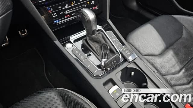 2023 Volkswagen Arteon 2.0 TDI Prestige Sold VIN WVWZZZ3HZPE008360 – engine bay 2023 Volkswagen Arteon 2.0 TDI Prestige Sold VIN WVWZZZ3HZPE008360 – engine bay