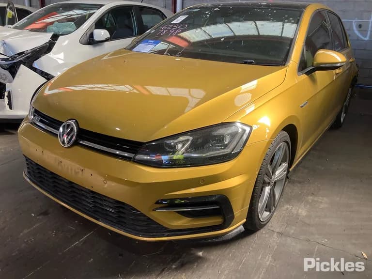 2017 Volkswagen Golf Used VIN WVWZZZAUZJW047973 – photo 18 2017 Volkswagen Golf Used VIN WVWZZZAUZJW047973 – photo 18