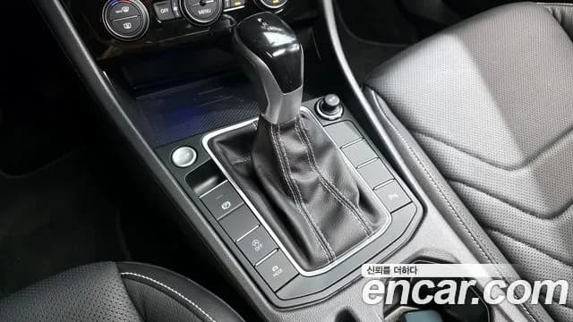 2023 Volkswagen Jetta 7th Gen 1.5 TSI Prestige Sold VIN WVWZZZBU0PM030863 – exterior detail 2023 Volkswagen Jetta 7th Gen 1.5 TSI Prestige Sold VIN WVWZZZBU0PM030863 – exterior detail