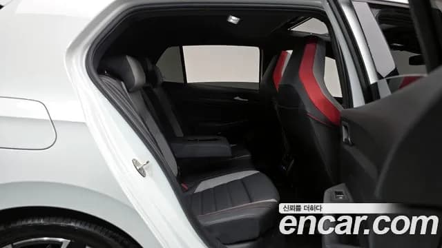 2024 Volkswagen Golf 8th Gen 2.0 GTI Sold VIN WVWZZZCD2RW220606 – side profile 2024 Volkswagen Golf 8th Gen 2.0 GTI Sold VIN WVWZZZCD2RW220606 – side profile
