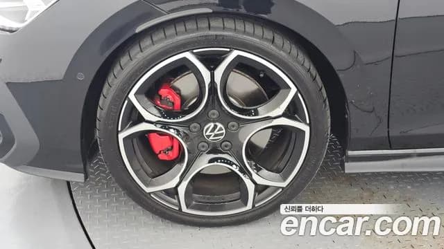 2025 Volkswagen Golf 8th Gen 2.0 GTI Sold VIN WVWZZZCD2SW221132 – exterior detail 2025 Volkswagen Golf 8th Gen 2.0 GTI Sold VIN WVWZZZCD2SW221132 – exterior detail