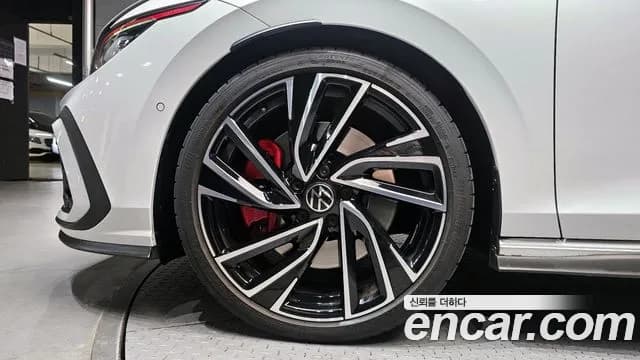 2023 Volkswagen Golf 8th Gen 2.0 GTI Sold VIN WVWZZZCD3PW196247 – undercarriage 2023 Volkswagen Golf 8th Gen 2.0 GTI Sold VIN WVWZZZCD3PW196247 – undercarriage