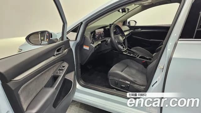 2025 Volkswagen Golf 8th Gen 2.0 TDI Prestige Sold VIN WVWZZZCD4SW241964 – photo 12 2025 Volkswagen Golf 8th Gen 2.0 TDI Prestige Sold VIN WVWZZZCD4SW241964 – photo 12
