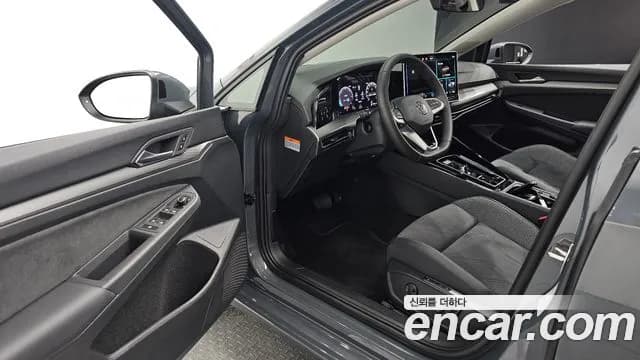 2026 Volkswagen Golf 8th Gen 2.0 TDI Prestige Sold VIN WVWZZZCD5TW194722 – rear exterior 2026 Volkswagen Golf 8th Gen 2.0 TDI Prestige Sold VIN WVWZZZCD5TW194722 – rear exterior