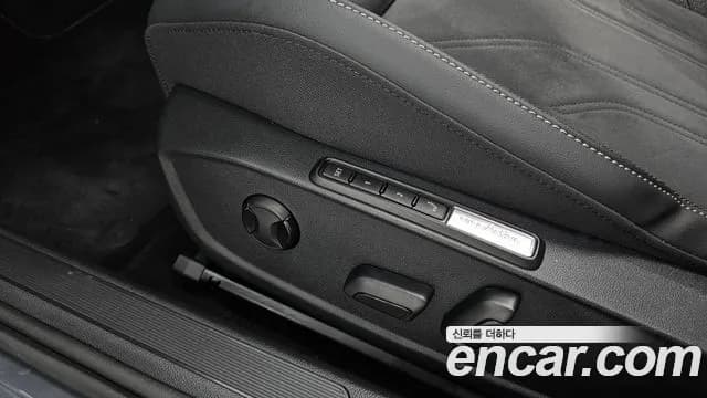 2026 Volkswagen Golf 8th Gen 2.0 TDI Prestige Sold VIN WVWZZZCD5TW194722 – interior seats 2026 Volkswagen Golf 8th Gen 2.0 TDI Prestige Sold VIN WVWZZZCD5TW194722 – interior seats