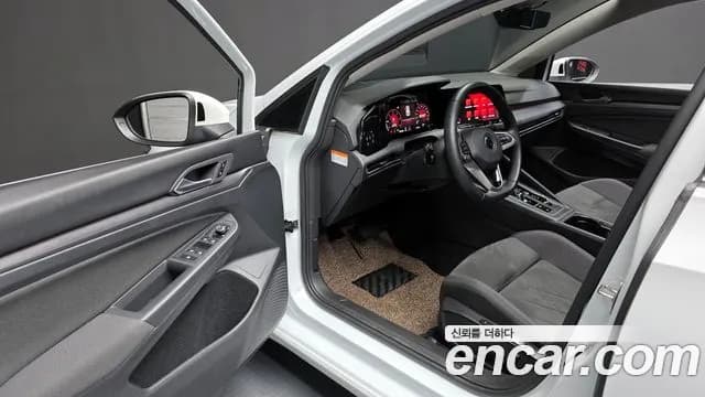 2022 Volkswagen Golf 8th Gen 2.0 TDI Prestige Sold VIN WVWZZZCDZNW127681 – interior seats 2022 Volkswagen Golf 8th Gen 2.0 TDI Prestige Sold VIN WVWZZZCDZNW127681 – interior seats
