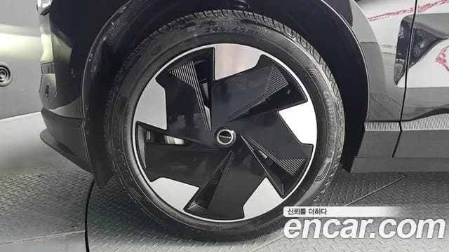 2025 Volvo EX30 Ultra Sold VIN YV12ZELA9SS108795 – interior seats 2025 Volvo EX30 Ultra Sold VIN YV12ZELA9SS108795 – interior seats