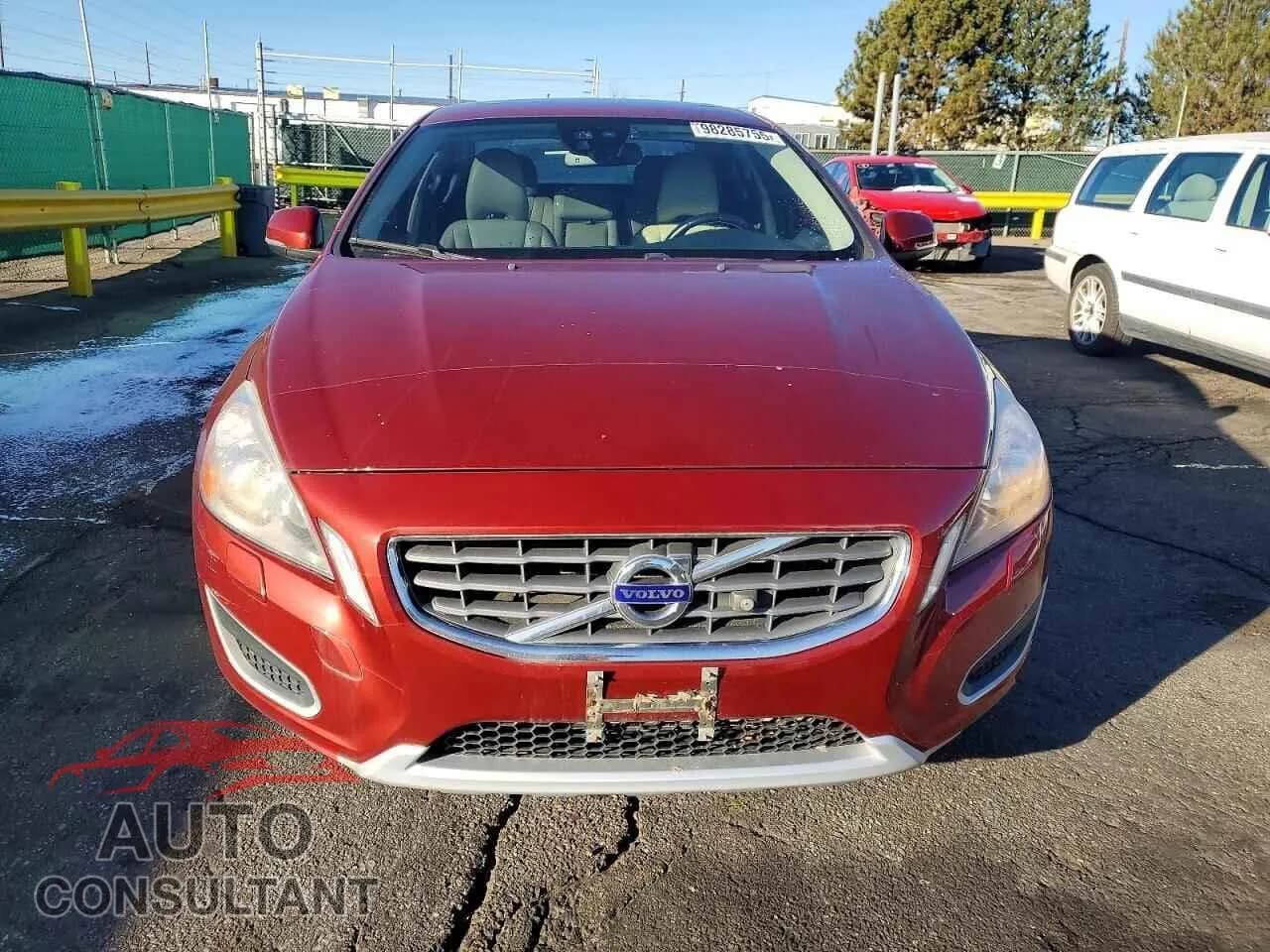 2012 VOLVO S60 Damaged VIN YV1622FS5C2020708 – interior seats 2012 VOLVO S60 Damaged VIN YV1622FS5C2020708 – interior seats