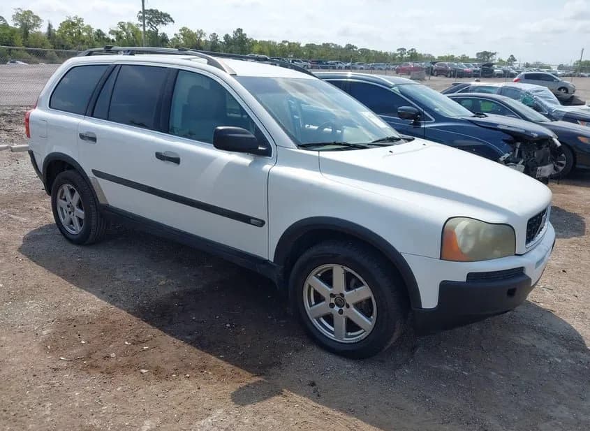 2004 VOLVO XC90 Used VIN YV1CN59H241084546 – dashboard 2004 VOLVO XC90 Used VIN YV1CN59H241084546 – dashboard