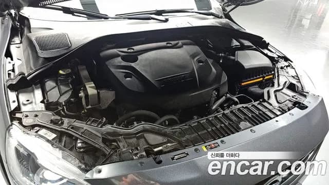 2018 Volvo V60 Cross Country D4 Sold VIN YV1FZA8BDJ2044573 – undercarriage 2018 Volvo V60 Cross Country D4 Sold VIN YV1FZA8BDJ2044573 – undercarriage