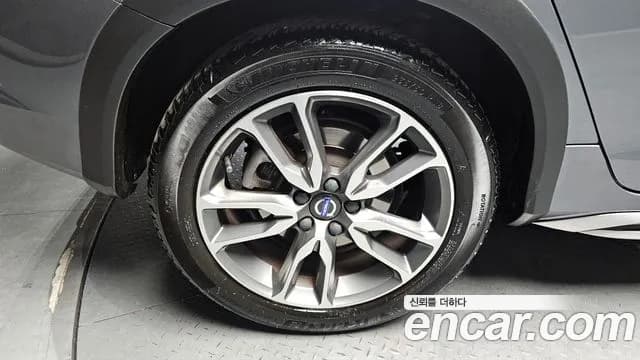 2018 Volvo V60 Cross Country D4 Sold VIN YV1FZA8BDJ2044573 – photo 12 2018 Volvo V60 Cross Country D4 Sold VIN YV1FZA8BDJ2044573 – photo 12