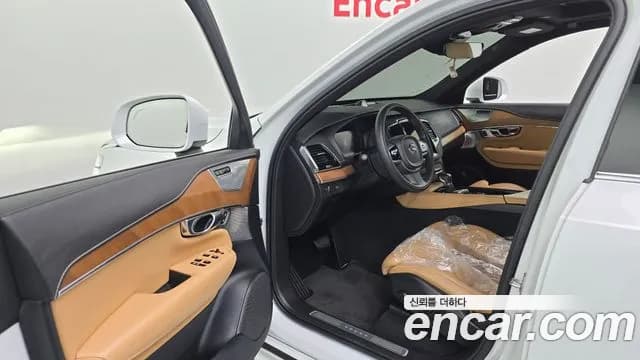 2020 Volvo XC90 2nd Gen D5 Inscription Sold VIN YV1LF68TCL1592593 – side profile 2020 Volvo XC90 2nd Gen D5 Inscription Sold VIN YV1LF68TCL1592593 – side profile