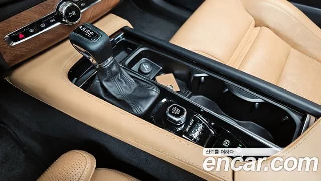 2019 Volvo XC90 2nd Gen T6 Inscription Sold VIN YV1LFA22CK1430705 – photo 11 2019 Volvo XC90 2nd Gen T6 Inscription Sold VIN YV1LFA22CK1430705 – photo 11