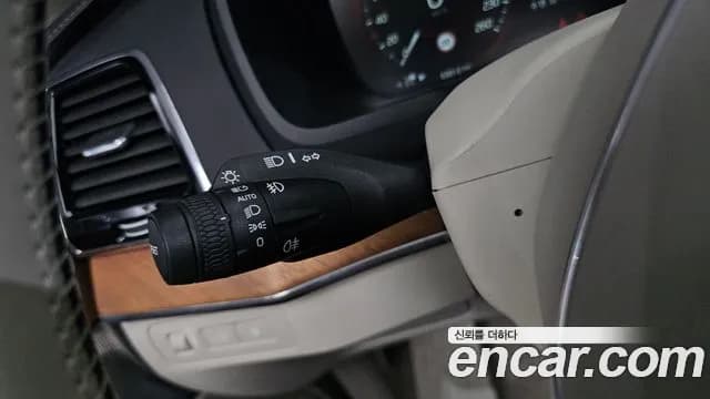 2020 Volvo XC90 2nd Gen T8 Excellence Hybrid Sold VIN YV1LTBR0DL1578781 – photo 30 2020 Volvo XC90 2nd Gen T8 Excellence Hybrid Sold VIN YV1LTBR0DL1578781 – photo 30