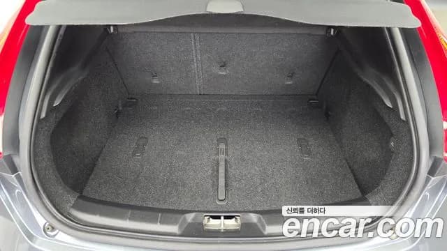 2018 Volvo V40 D3 Sold VIN YV1MV79K0J2465055 – side profile 2018 Volvo V40 D3 Sold VIN YV1MV79K0J2465055 – side profile