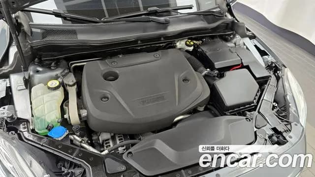 2018 Volvo V40 D3 Sold VIN YV1MV79K0J2465055 – exterior detail 2018 Volvo V40 D3 Sold VIN YV1MV79K0J2465055 – exterior detail