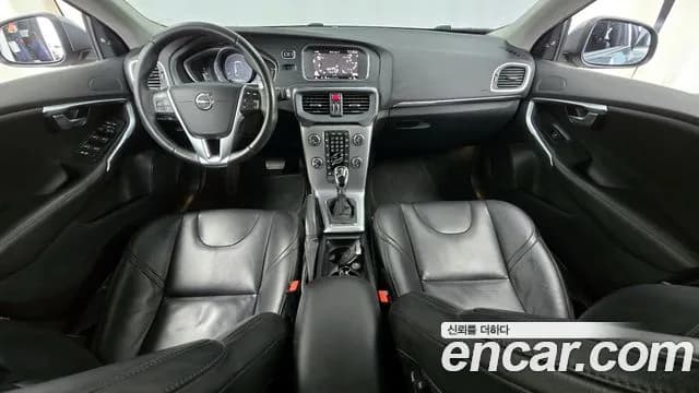 2018 Volvo V40 D3 Sold VIN YV1MV79K0J2465055 – photo 11 2018 Volvo V40 D3 Sold VIN YV1MV79K0J2465055 – photo 11