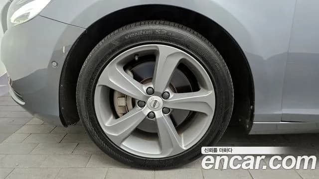 2018 Volvo V40 D3 Sold VIN YV1MV79K0J2465055 – photo 19 2018 Volvo V40 D3 Sold VIN YV1MV79K0J2465055 – photo 19