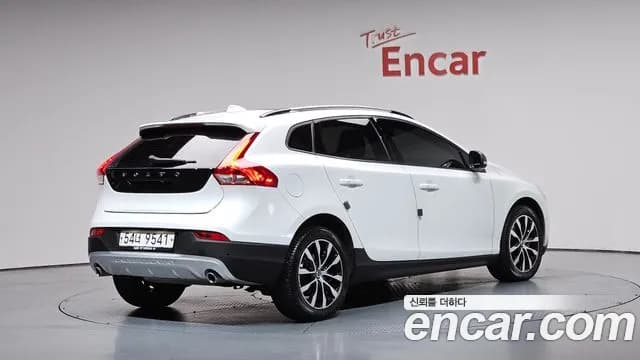 2019 Volvo V40 Cross Country D3 Sold VIN YV1MZ72K0K2183638 – odometer reading 2019 Volvo V40 Cross Country D3 Sold VIN YV1MZ72K0K2183638 – odometer reading