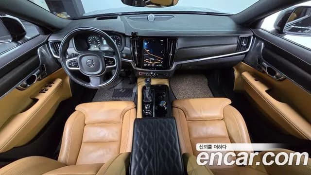 2018 Volvo V90 Cross Country D5 PRO AWD Sold VIN YV1PZ68ACJ1021700 – exterior detail 2018 Volvo V90 Cross Country D5 PRO AWD Sold VIN YV1PZ68ACJ1021700 – exterior detail