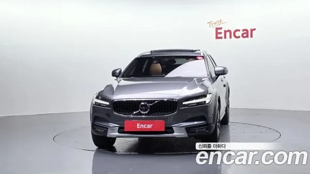 2019 Volvo V90 Cross Country D5 PRO AWD Sold VIN YV1PZ68TCK1067990 – front exterior 2019 Volvo V90 Cross Country D5 PRO AWD Sold VIN YV1PZ68TCK1067990 – front exterior