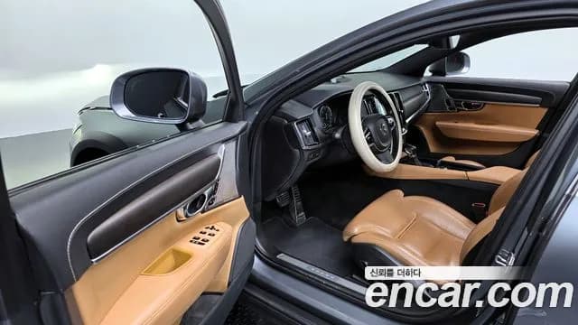 2019 Volvo V90 Cross Country D5 PRO AWD Sold VIN YV1PZ68TCK1067990 – photo 30 2019 Volvo V90 Cross Country D5 PRO AWD Sold VIN YV1PZ68TCK1067990 – photo 30