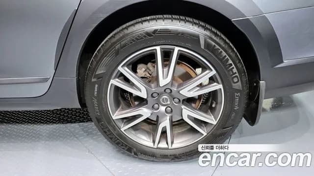 2019 Volvo V90 Cross Country D5 PRO AWD Sold VIN YV1PZ68TCK1067990 – photo 32 2019 Volvo V90 Cross Country D5 PRO AWD Sold VIN YV1PZ68TCK1067990 – photo 32