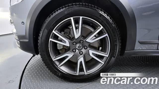 2019 Volvo V90 Cross Country D5 PRO AWD Sold VIN YV1PZ68TCK1069050 – odometer reading 2019 Volvo V90 Cross Country D5 PRO AWD Sold VIN YV1PZ68TCK1069050 – odometer reading