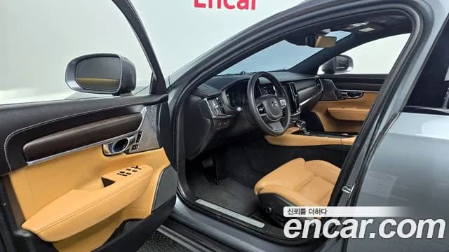 2019 Volvo V90 Cross Country D5 PRO AWD Sold VIN YV1PZ68TCK1069050 – photo 14 2019 Volvo V90 Cross Country D5 PRO AWD Sold VIN YV1PZ68TCK1069050 – photo 14