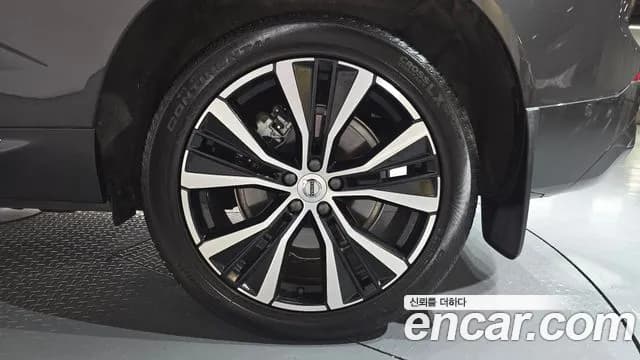 2024 Volvo XC60 2nd Gen B6 Ultimate Bright Sold VIN YV1UZ0624R1892562 – photo 34 2024 Volvo XC60 2nd Gen B6 Ultimate Bright Sold VIN YV1UZ0624R1892562 – photo 34