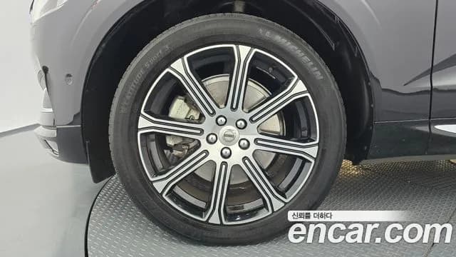 2019 Volvo XC60 2nd Gen D5 Inscription Sold VIN YV1UZ68TCK1282181 – photo 12 2019 Volvo XC60 2nd Gen D5 Inscription Sold VIN YV1UZ68TCK1282181 – photo 12