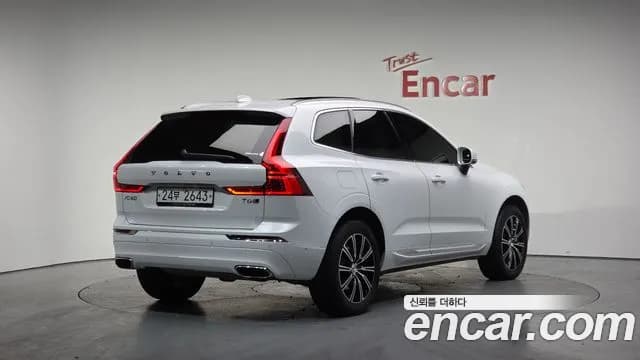 2019 Volvo XC60 2nd Gen T6 Inscription Sold VIN YV1UZA22CK1220990 – trunk area 2019 Volvo XC60 2nd Gen T6 Inscription Sold VIN YV1UZA22CK1220990 – trunk area