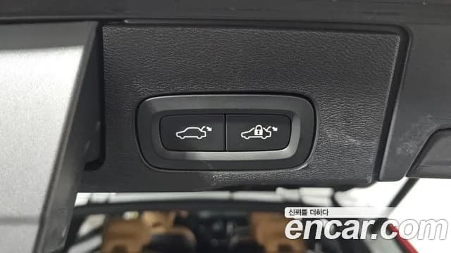 2019 Volvo XC60 2nd Gen T6 Inscription Sold VIN YV1UZA22CK1220990 – photo 15 2019 Volvo XC60 2nd Gen T6 Inscription Sold VIN YV1UZA22CK1220990 – photo 15