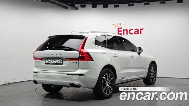 2020 Volvo XC60 2nd Gen T6 Inscription Sold VIN YV1UZA22CL1460810 – engine bay 2020 Volvo XC60 2nd Gen T6 Inscription Sold VIN YV1UZA22CL1460810 – engine bay