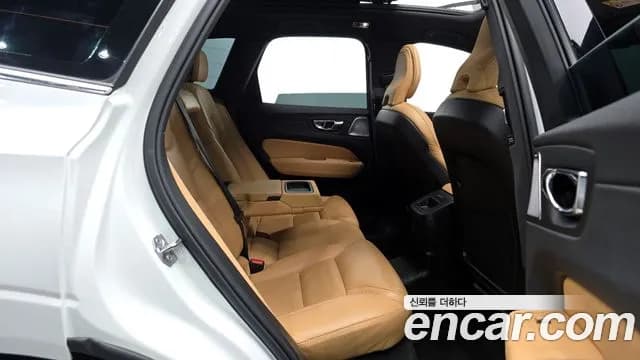 2021 Volvo XC60 2nd Gen T8 Inscription Sold VIN YV1UZBR0DM1695772 – photo 14 2021 Volvo XC60 2nd Gen T8 Inscription Sold VIN YV1UZBR0DM1695772 – photo 14