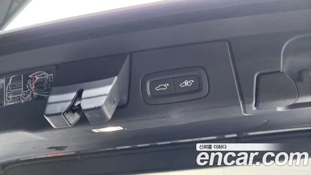 2021 Volvo XC60 2nd Gen B5 Inscription Sold VIN YV1UZL12CM1845206 – interior seats 2021 Volvo XC60 2nd Gen B5 Inscription Sold VIN YV1UZL12CM1845206 – interior seats